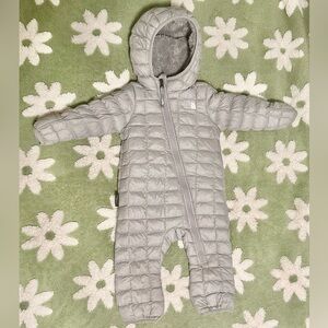 The North Face Baby/Toddler Silver Quilted Thermoball Snowsuit 6-12months